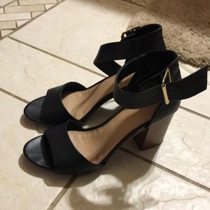Ankle strap sandal